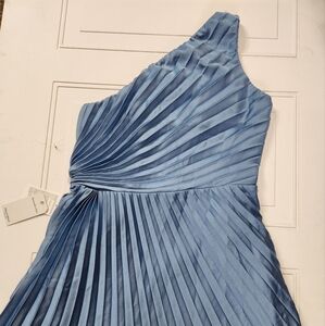 Elegant Blue Pleated Dress